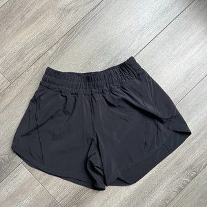 lululemon – Track That Mid-Rise Lined Short 5"